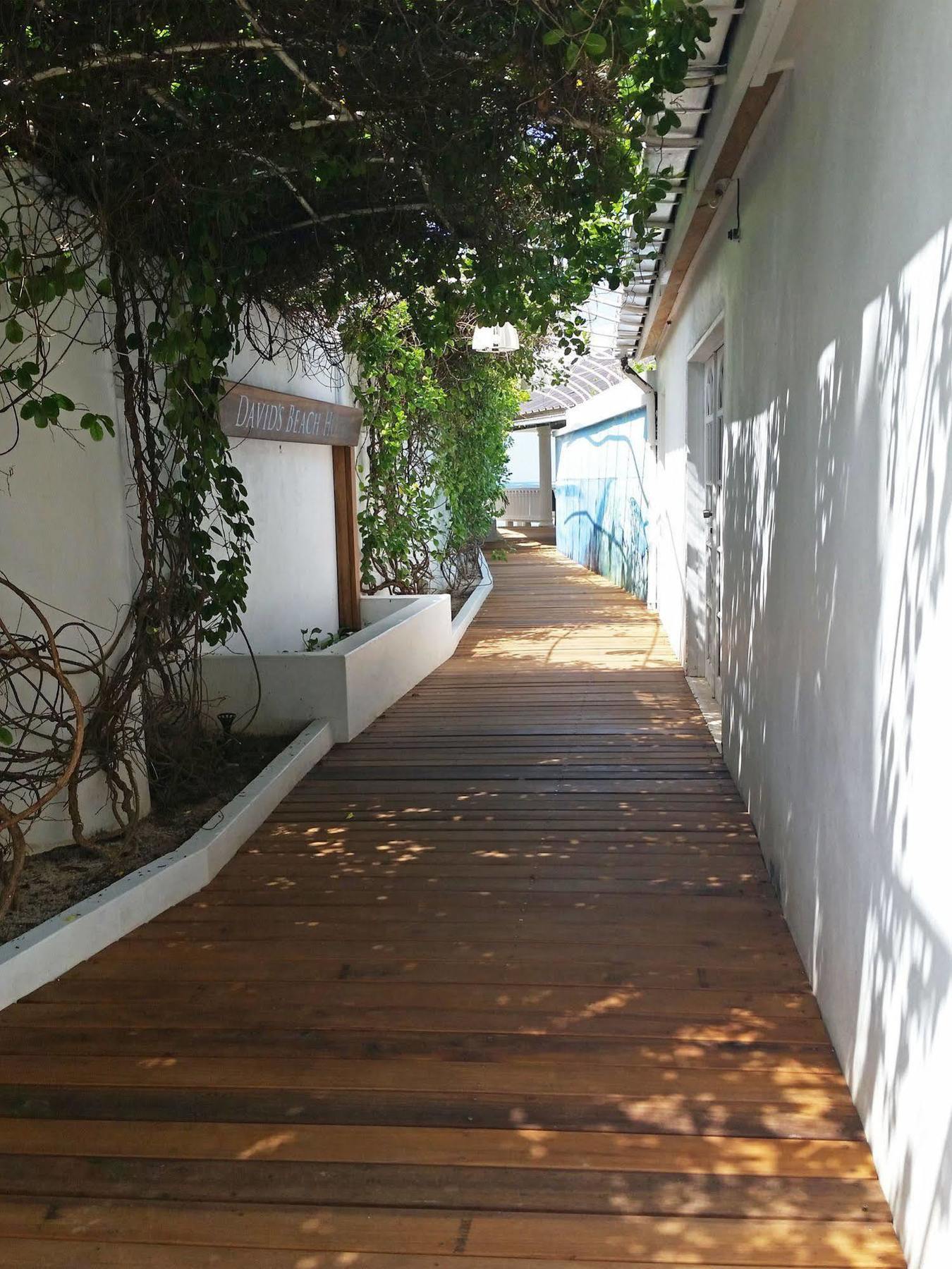 Davids Beach Hotel Clifton Exteriör bild