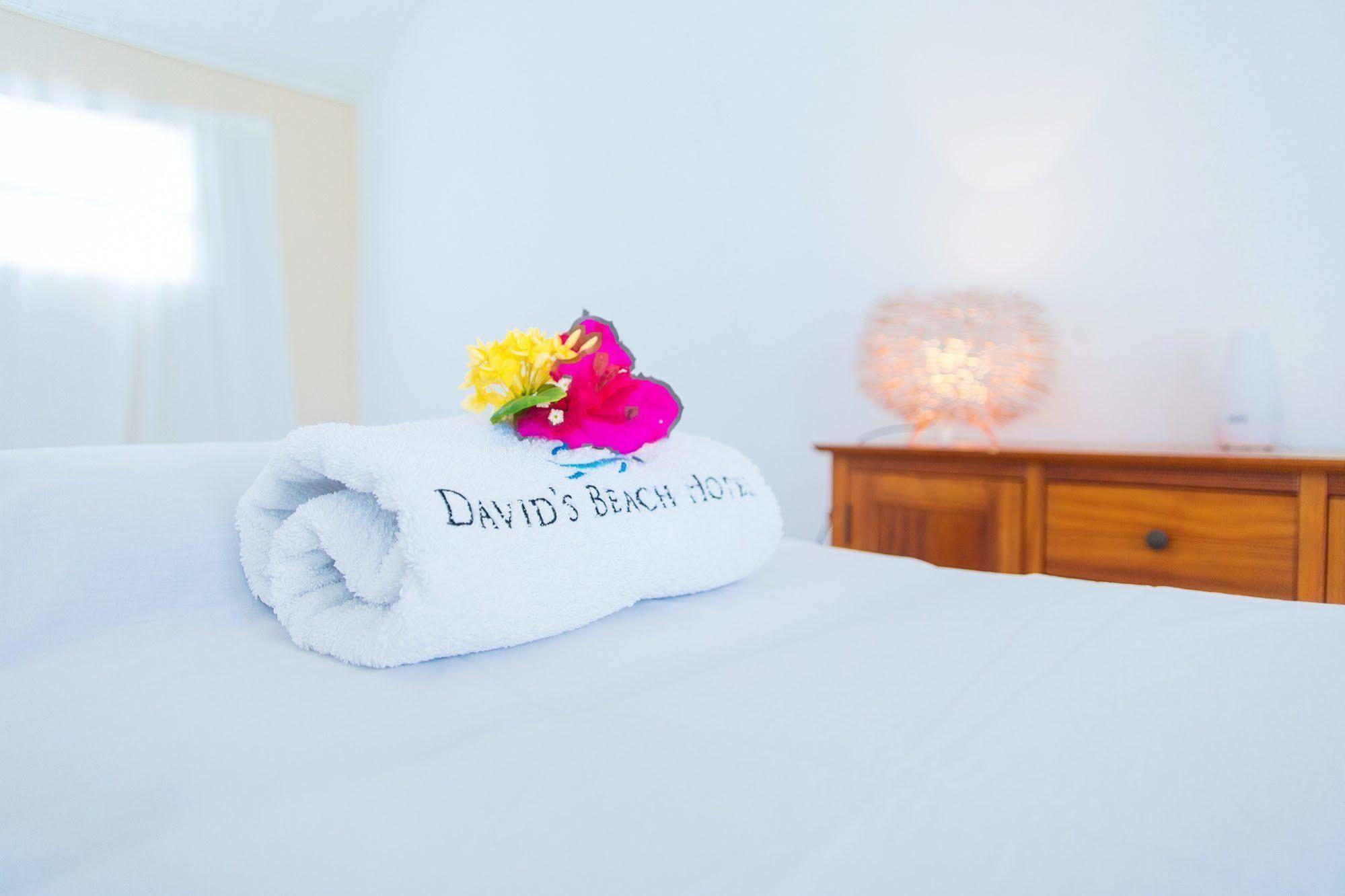 Davids Beach Hotel Clifton Exteriör bild